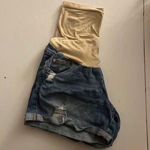 Women’s large maternity shorts